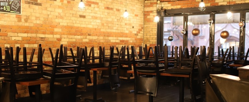 Ohio Restaurants Near Breaking Point while Governor Decides Curfew Options